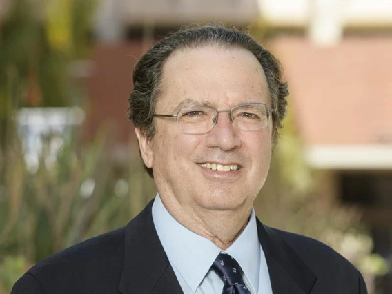 image of Dr. Fernando Martinez
