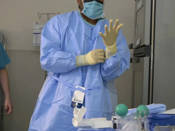 Image of a health worker 
